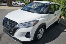 2021 Nissan Kicks S