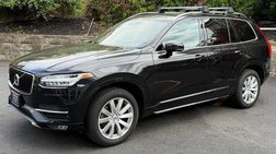 2017 Volvo XC90 T6 Momentum