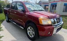 2013 Nissan Titan SV