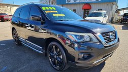 2017 Nissan Pathfinder Platinum