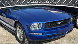 2005 Ford Mustang V6 Deluxe