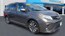 2020 Toyota Sienna XLE