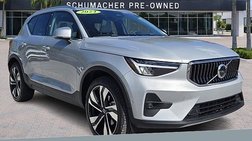 2024 Volvo XC40 B5 Plus Bright Theme