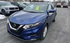 2022 Nissan Rogue Sport SV