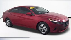 2022 Hyundai Elantra SE