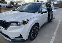 2023 Kia Carnival EX