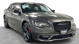 2023 Chrysler 300 Touring L