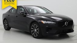 2023 Volvo S60 Recharge T8 Core Dark Theme