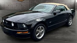 2005 Ford Mustang GT Premium