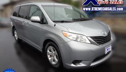 2014 Toyota Sienna 5dr 8-Pass Van V6 LE FWD (Natl)