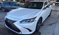 2022 Lexus ES 300h Base