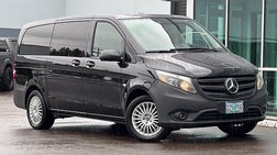 2023 Mercedes-Benz Metris Passenger