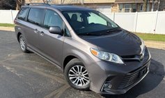 2020 Toyota Sienna XLE