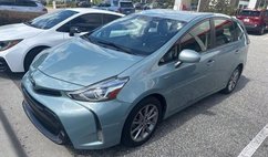 2015 Toyota Prius v Five