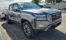 2024 Nissan Frontier SL