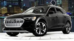 2022 Audi e-tron quattro Premium Plus