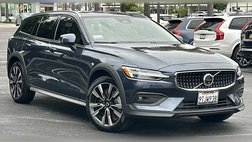 2025 Volvo V60 Cross Country B5 Ultra