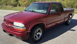 2002 Chevrolet S-10 LS