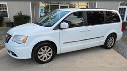 2016 Chrysler Town and Country Touring
