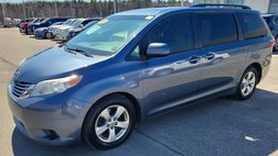 2015 Toyota Sienna LE