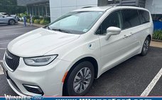 2021 Chrysler Pacifica Hybrid Touring L
