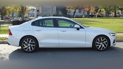 2020 Volvo S60 T5 Momentum