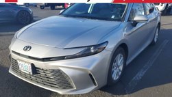 2025 Toyota Camry Hybrid LE