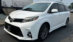 2019 Toyota Sienna SE