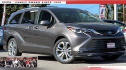 2023 Toyota Sienna Platinum 7-Passenger