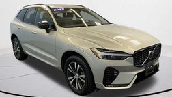 2025 Volvo XC60 B5 Core Dark Theme