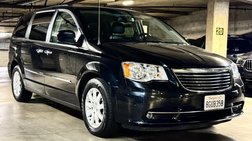 2016 Chrysler Town and Country Touring