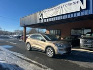 2021 Ford Escape Hybrid Titanium