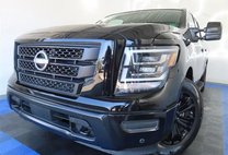 2023 Nissan Titan SV