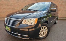 2014 Chrysler Town and Country Touring