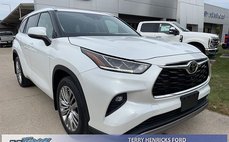 2022 Toyota Highlander Platinum