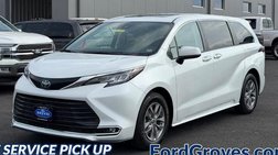2022 Toyota Sienna XLE 7-Passenger