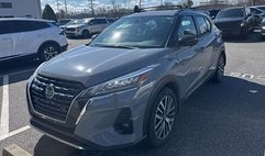 2021 Nissan Kicks SR