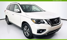 2020 Nissan Pathfinder SV