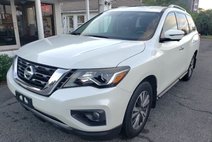 2018 Nissan Pathfinder SL