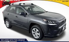 2020 Toyota RAV4 LE