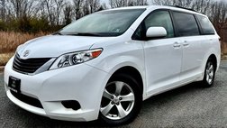 2012 Toyota Sienna LE 8-Passenger