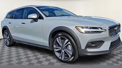 2025 Volvo V60 Cross Country B5 Plus