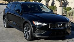 2025 Volvo V60 Cross Country B5 Plus