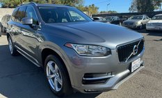 2016 Volvo XC90 T5 Momentum