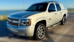2013 Chevrolet Avalanche LS Black Diamond