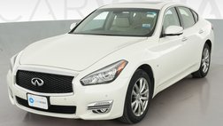 2017 Infiniti Q70 3.7