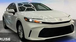 2025 Toyota Camry Hybrid SE
