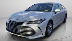 2022 Toyota Avalon Hybrid XLE