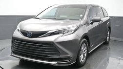 2021 Toyota Sienna LE 8-Passenger
