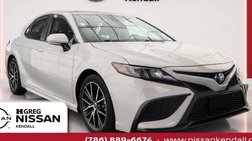 2023 Toyota Camry Hybrid SE
